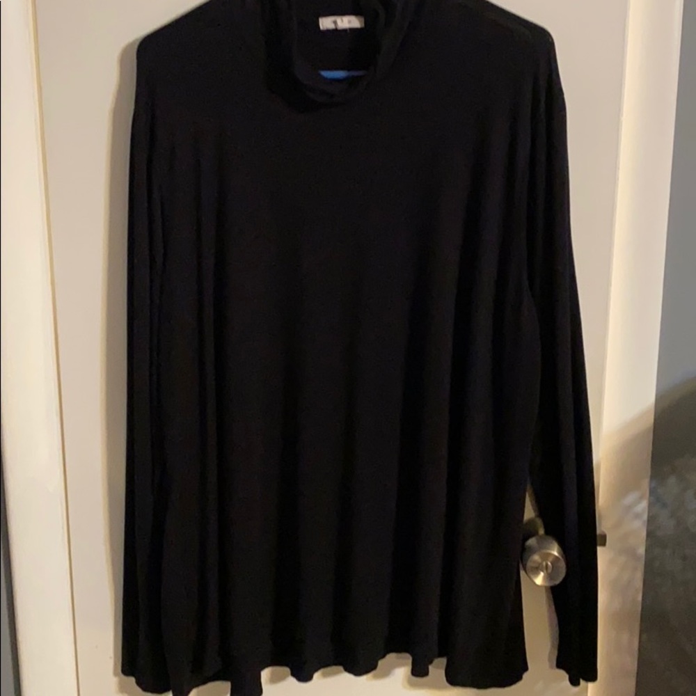 Maurices top